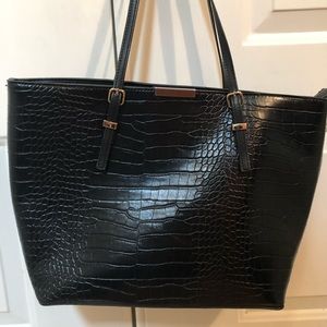 Kelly and Katie black purse with make up pouch.